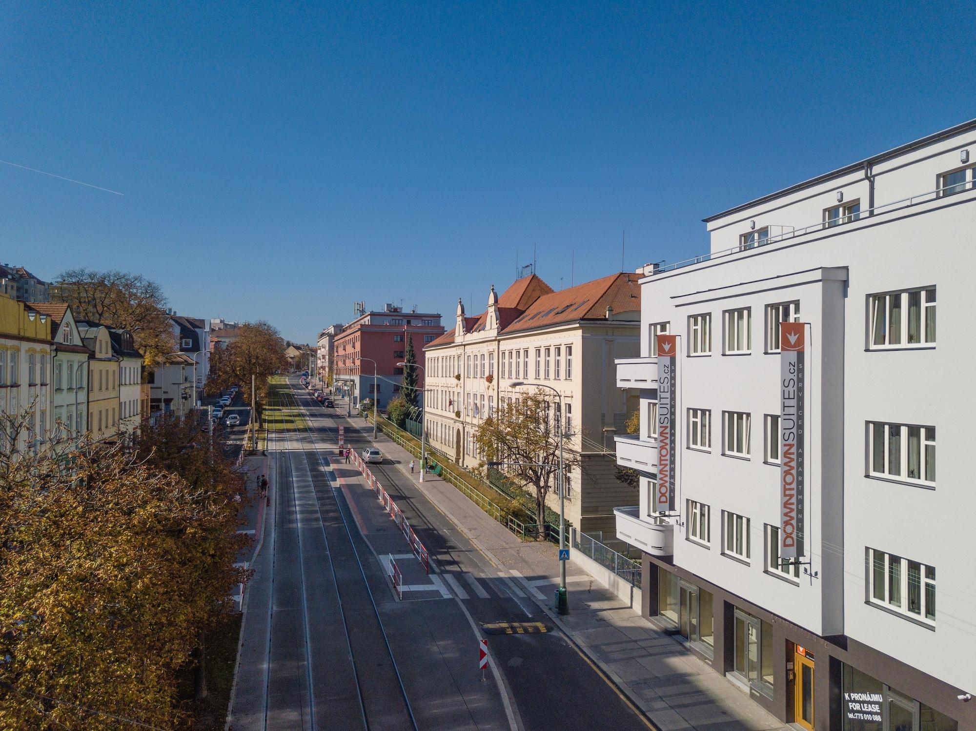 Downtown Suites Belohorska Praga Esterno foto