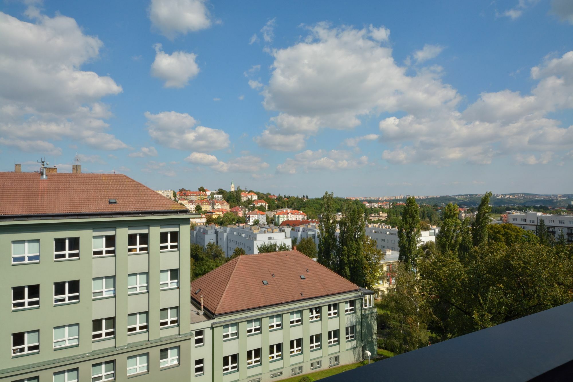 Downtown Suites Belohorska Praga Esterno foto